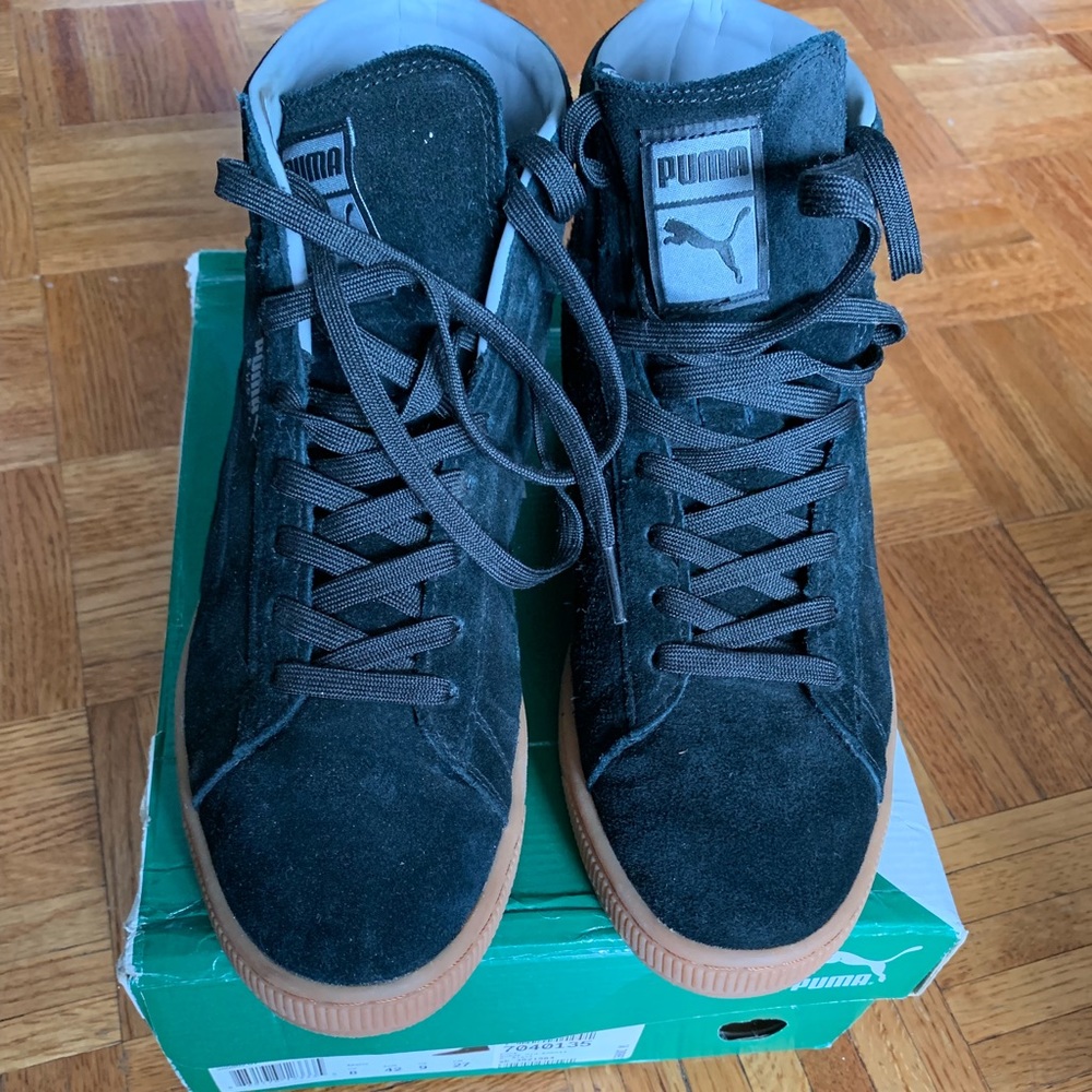 Puma’s Great condition. Worn Twice. Original Box.